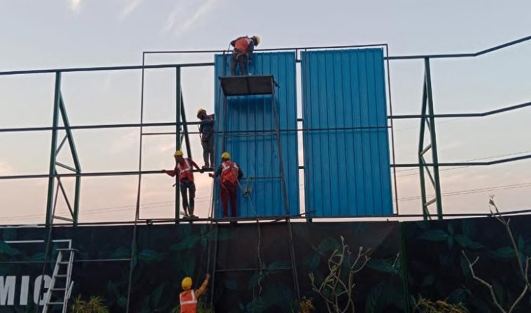 MS Barricades & Project Fencing — DLF