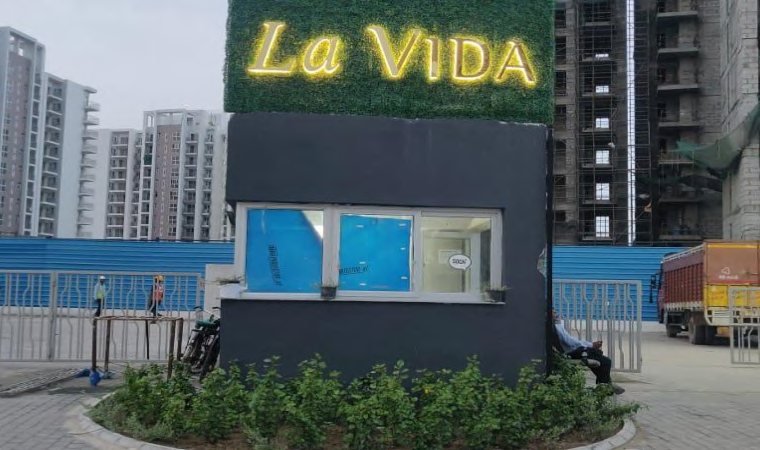 Real Estate Signages & Pylon — Tata Housing (La Vida)