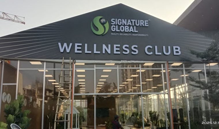 Real Estate Signages (25+ Projects) — Signature Global